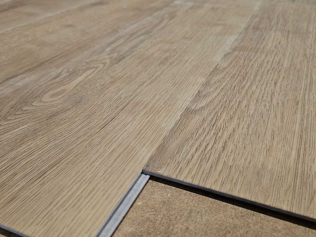 79 m2 pvc spc click plank - 530 x 150 x 4 mm - afbeelding 2 van  3