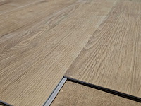79 m2 pvc spc click plank - 530 x 150 x 4 mm - afbeelding 2 van  3