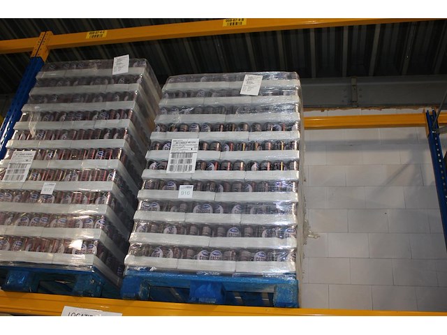 7up lemon & lime zero. 80 trays a 24 blikken 0,33l. totaal 1920 blikken. tht 2-26. bod is inclusief 288 eur... - afbeelding 1 van  2