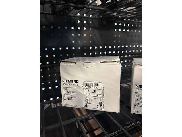 7x aardlekautomaat 16a 30ma b-kar 3p+n siemens, 5su13466fp16 - afbeelding 4 van  7