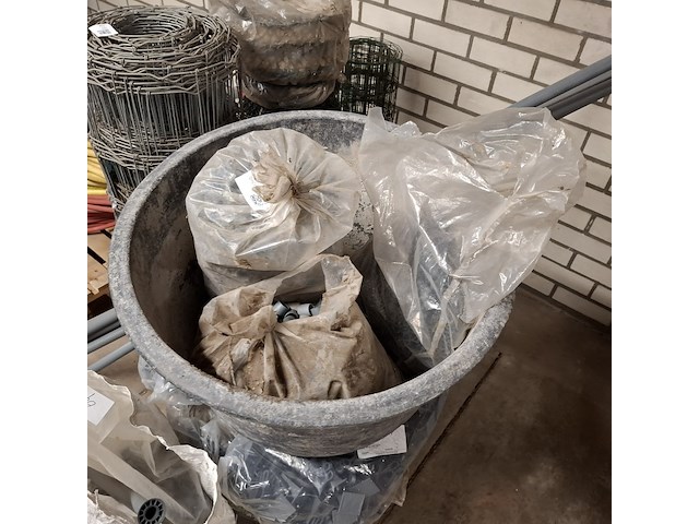 7x buis en partij conus voor centerpen - afbeelding 20 van  22