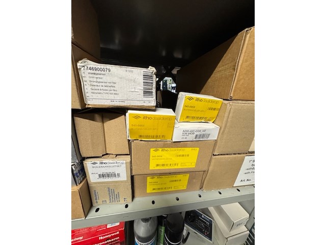 7x dakdoorvoerpan, 0174013, zwart - afbeelding 1 van  11