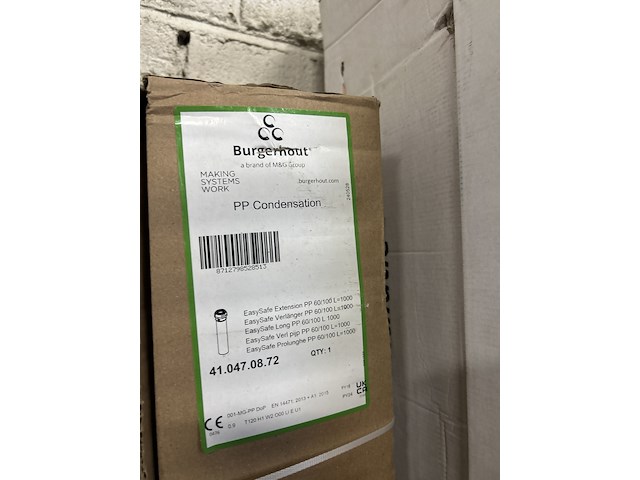7x dakdoorvoerpijpen en geïsoleerd leidingsysteem w.o. ubbink, burgerhout - afbeelding 5 van  6