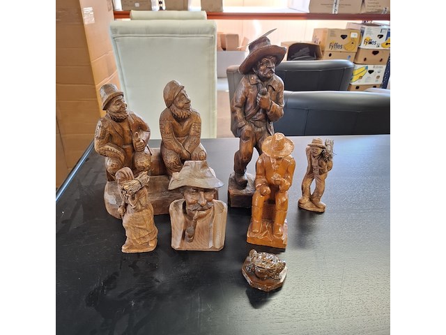 7x decoratieve houten beeldjes - afbeelding 1 van  8