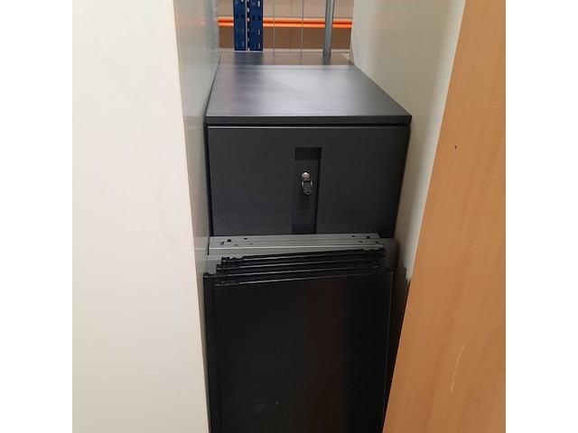 7x diverse kasten - afbeelding 5 van  6