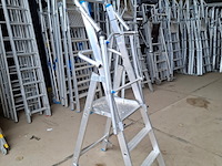 7x diverse trappen en ladders - afbeelding 2 van  9