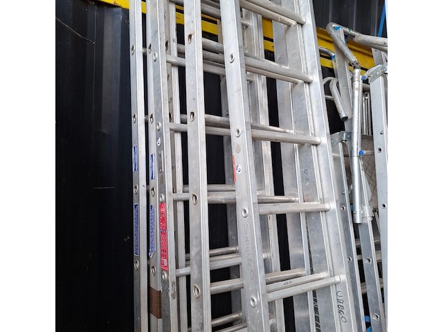 7x diverse trappen en ladders - afbeelding 8 van  9
