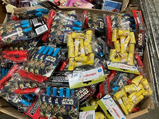 7x dozen feestartikelen - afbeelding 2 van  9