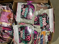 7x dozen feestartikelen - afbeelding 8 van  9
