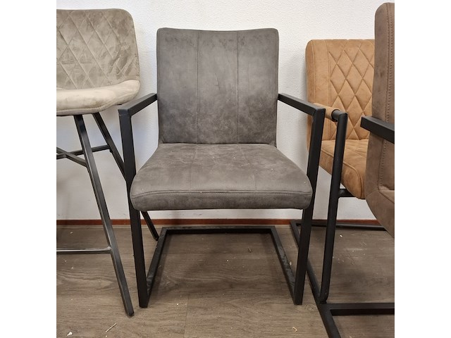 7x eetkamerstoel en 1x barkruk - afbeelding 10 van  10