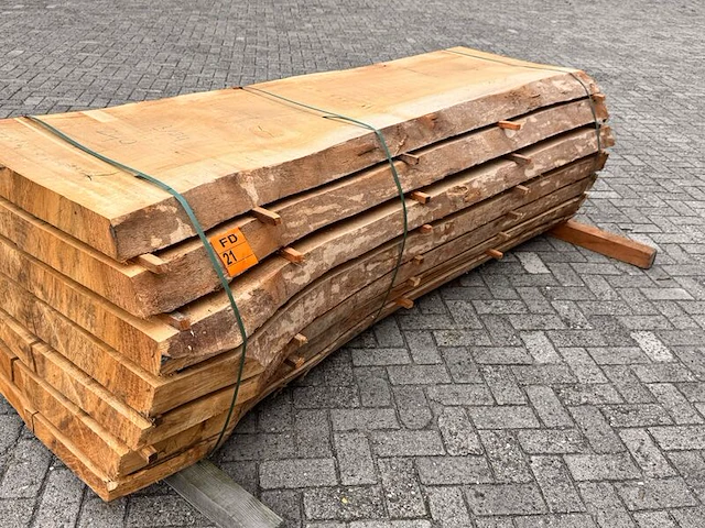 7x eiken stam gezaagd, 80x930mm, lengte 240cm - afbeelding 2 van  3