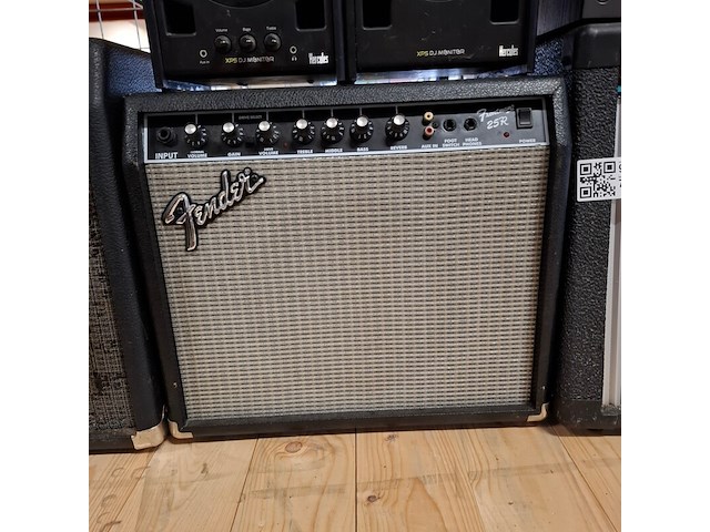 7x gitaarversterker en gitaar, o.a. fender - afbeelding 3 van  7
