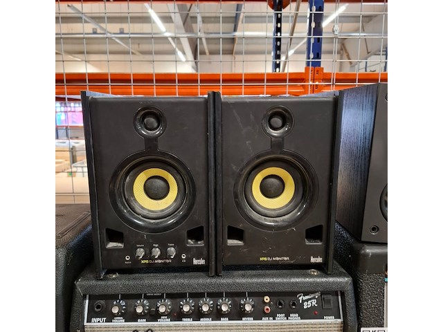 7x gitaarversterker en gitaar, o.a. fender - afbeelding 4 van  7