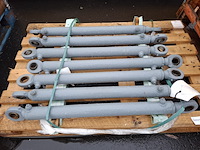 7x hydraulische cilinder - afbeelding 1 van  3