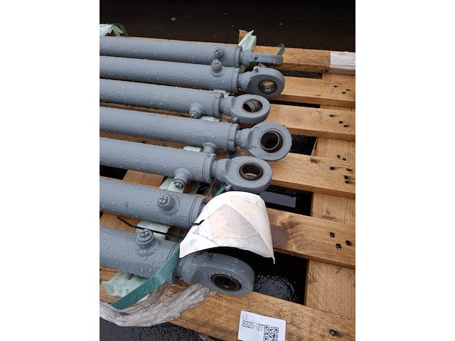 7x hydraulische cilinder - afbeelding 3 van  3