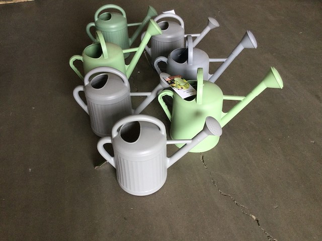 7x kunststof gieters, groen/grijs - afbeelding 3 van  3