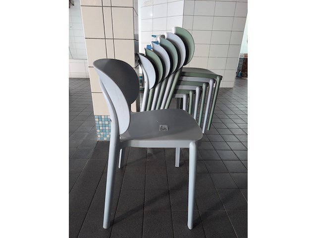 7x kunststof stoel - afbeelding 5 van  7