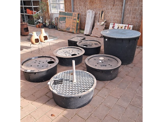7x kunststof waterbak, o.a. ubbink - afbeelding 6 van  13