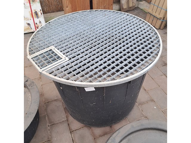 7x kunststof waterbak, o.a. ubbink - afbeelding 10 van  13