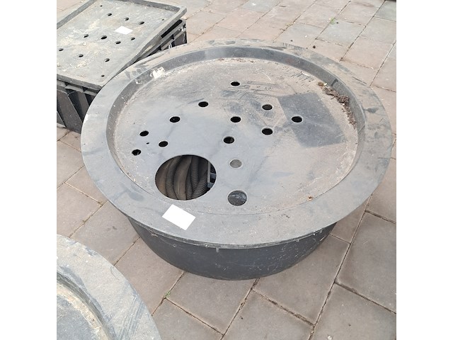 7x kunststof waterbak, o.a. ubbink - afbeelding 12 van  13