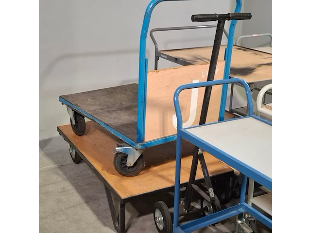 7x magazijnwagen - afbeelding 4 van  9