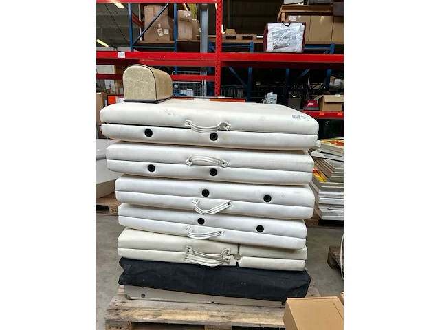 7x massagetafel - afbeelding 1 van  3