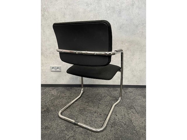 7x nestelbare vergaderstoel zwart-chroom - afbeelding 2 van  4