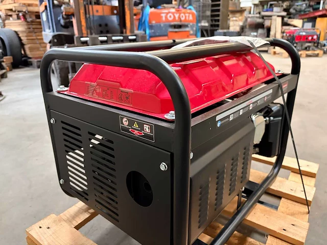 7x nieuwe benzine stroomgeneratoren erdmann er9500 & bauer g-3000-1 – 2.300/2.500 w - afbeelding 7 van  16