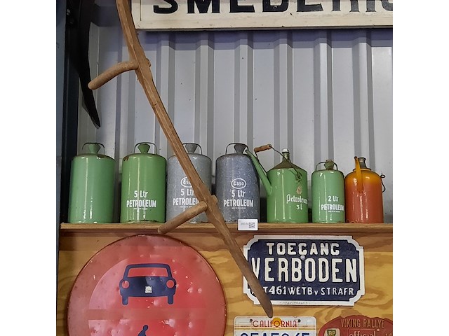 7x nostalgische petroleum schenkkan - afbeelding 1 van  5