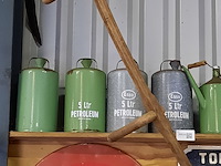 7x nostalgische petroleum schenkkan - afbeelding 2 van  5