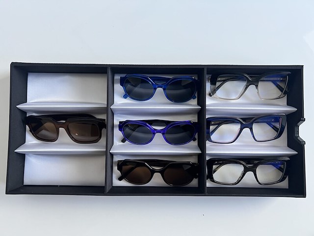 7x optische monturen, tom davies, in luxe opbergdoos/displaytray - afbeelding 1 van  17