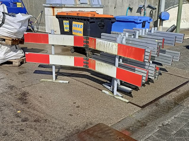 7x opvouwbaar afzethek - afbeelding 1 van  6