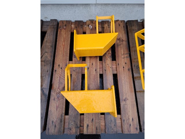 7x pallet bemesteronderdelen - afbeelding 3 van  8