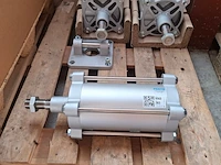 7x pneumatische cilinder festo - afbeelding 3 van  12