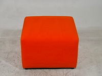 7x poef, ahrend
