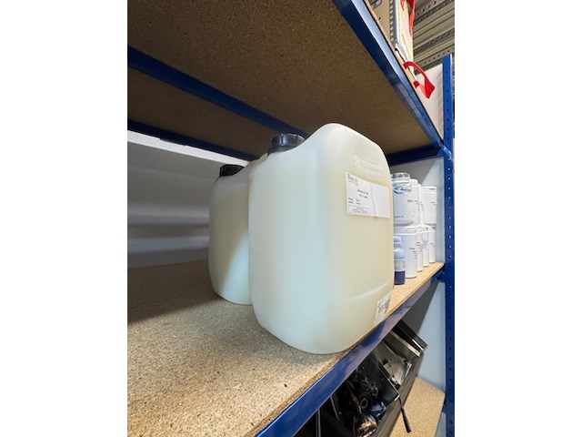7x polyvinyl alcohol en 2x jerrycan worleecryl kuraray, 95-88 en 49-88 - afbeelding 6 van  6