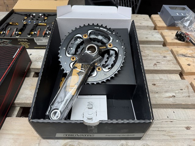 7x racefiets onderdelen w.o. cassette, v-brake set sram - afbeelding 2 van  13