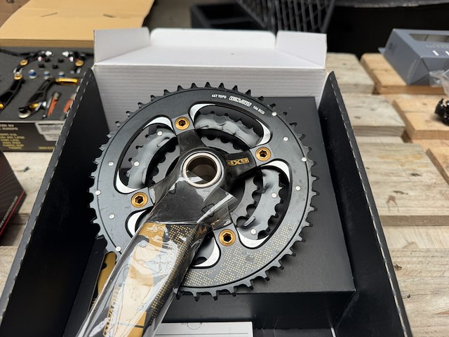 7x racefiets onderdelen w.o. cassette, v-brake set sram - afbeelding 3 van  13