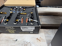 7x racefiets onderdelen w.o. cassette, v-brake set sram - afbeelding 12 van  13