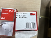 7x radiator thermostaat, w.o. honeywell, danfuss - afbeelding 4 van  5