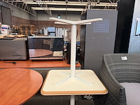 7x tafel (5x rond ø1 m, 2x vierkant 60x70 cm) - afbeelding 6 van  6