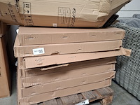 7x tafel 80x80cm met bureaustoel - afbeelding 1 van  3