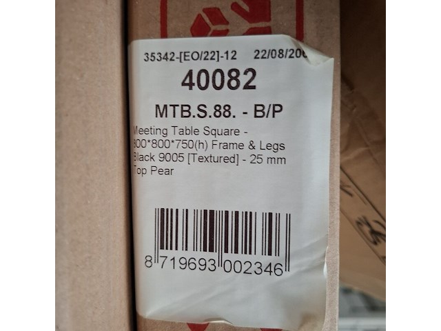 7x tafel 80x80cm met bureaustoel - afbeelding 2 van  3