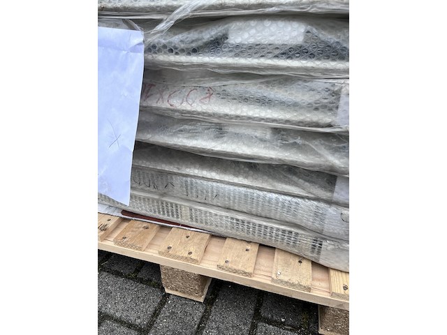 7x type 11 radiatoren hoog 100cm x breed 80cm , sanica, met bovenrooster, wit - afbeelding 3 van  3