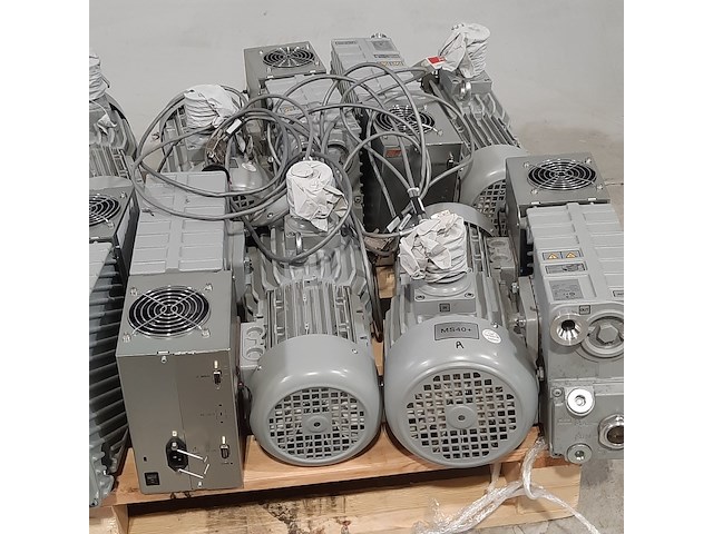 7x vacuümpomp , agilent technologies , ms40+ - afbeelding 11 van  15