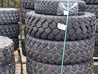 7x vrachtwagenband en 1x terreinband, michelin/cooper, o.a. xzl - afbeelding 1 van  11