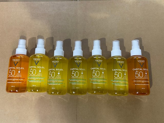 7x zonbeschermend water, vichy, capital soleil spf50 - afbeelding 1 van  2
