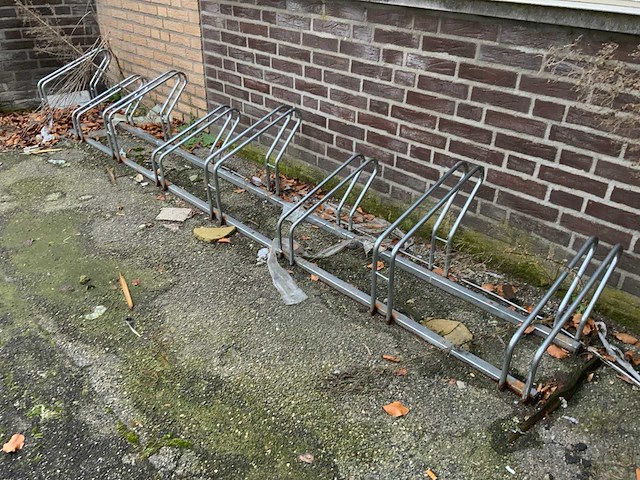 8-delige fietsenstalling - afbeelding 2 van  3