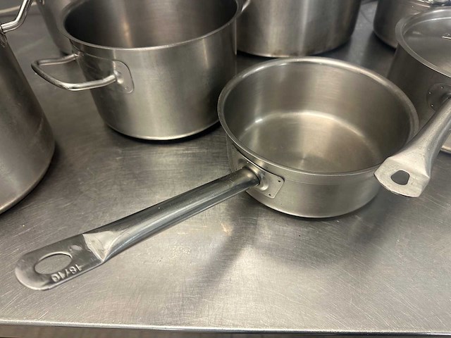 8-delige set pannen - afbeelding 3 van  3