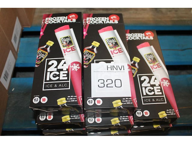 8 dozen frozen cocktails 24ice flugel. 135 ijsco's. - afbeelding 1 van  2